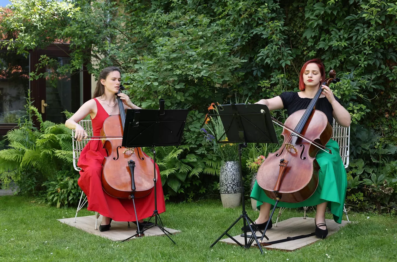 Violoncellové duo Juma