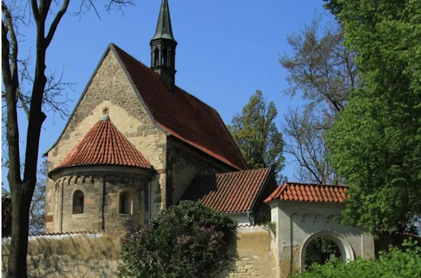 Kostel Stětí sv. Jana Křtitele v Dolních Chabrech