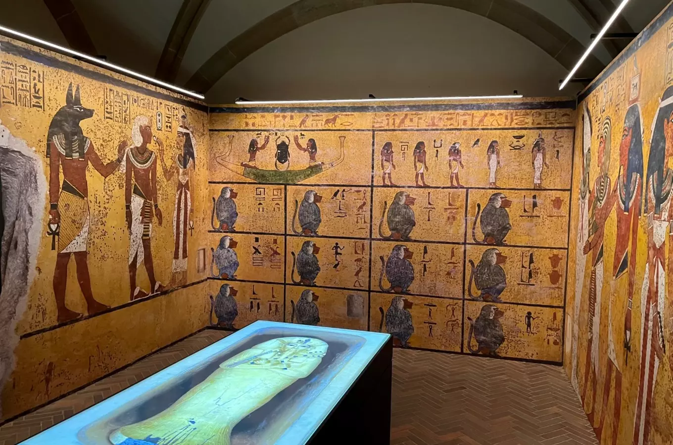 Kouzlo objevování – od hieroglyfů k Tutanchamonovi