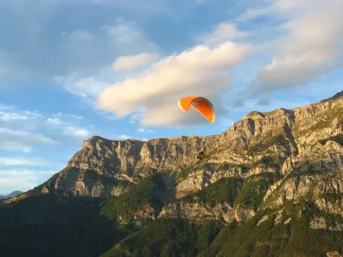 Baraka Paragliding – škola létání