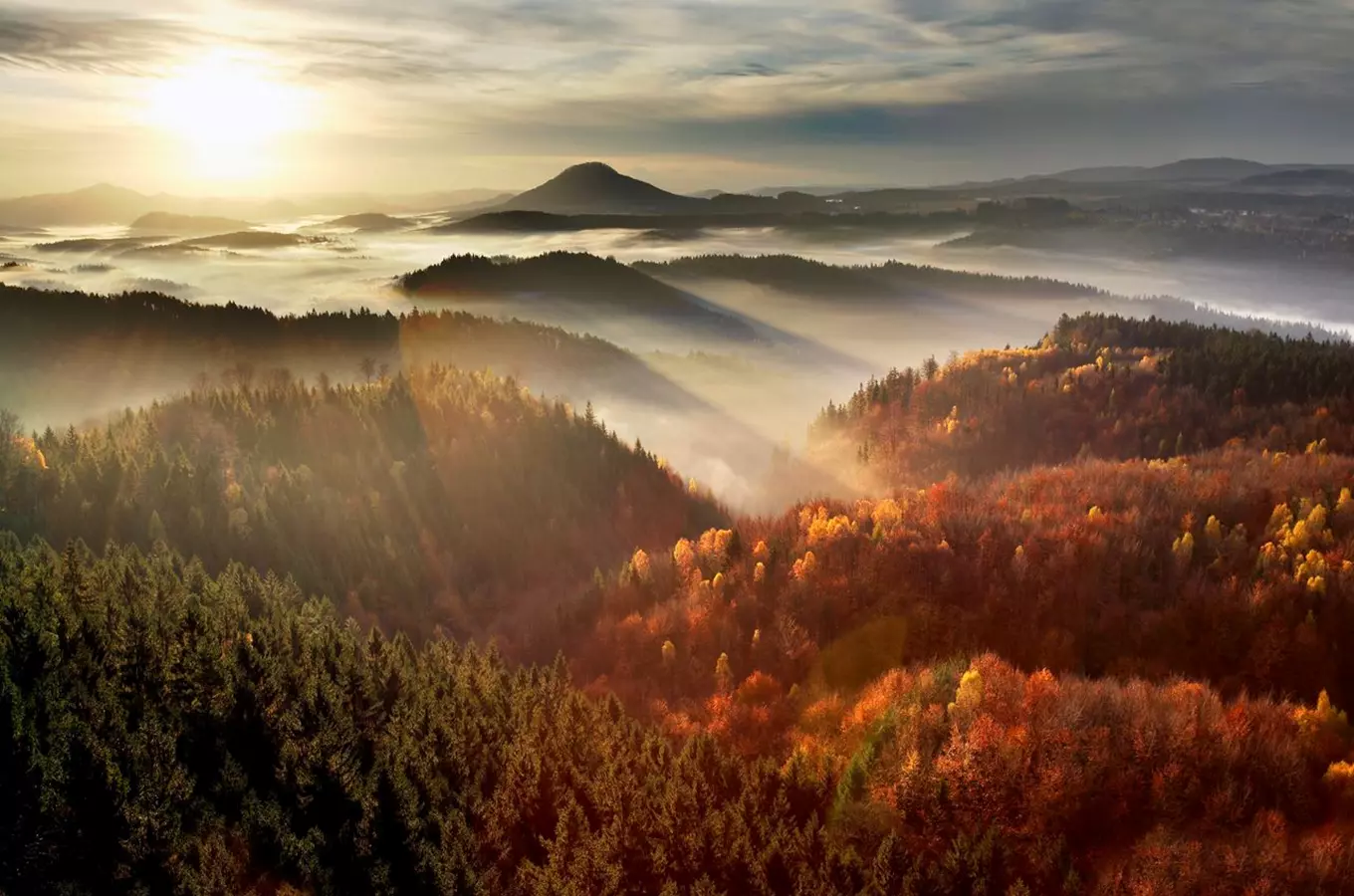 Ústecký kraj: romantika Českého Švýcarska, chmelařská krajina, lázně a hornické památky