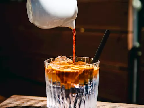 Espresso tonic