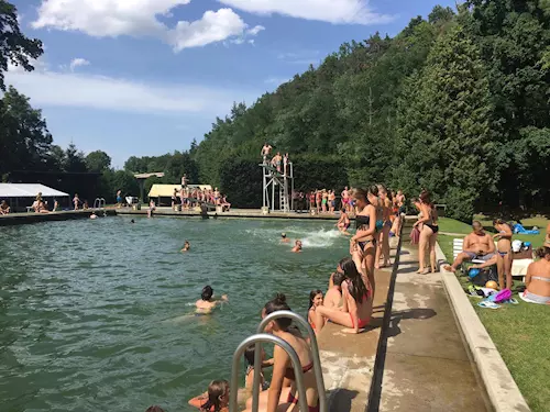 Přírodní plovárna ve Volyni – jedna z nejstarších říčních plováren v ČR 