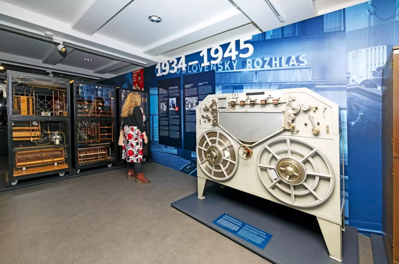 Výstava 100 let je jen začátek – Český rozhlas 1923–2023