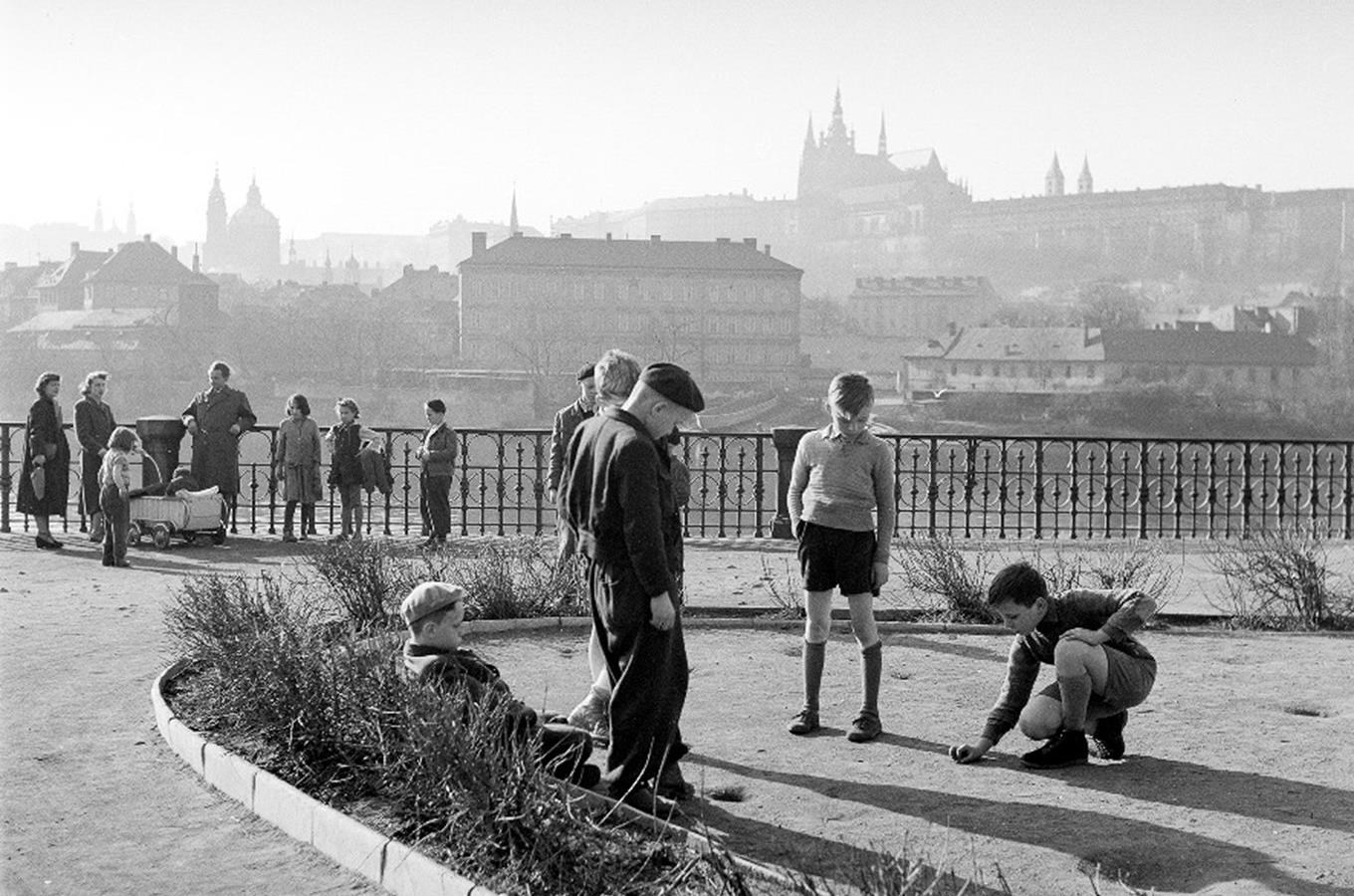 Ferdinand Bučina a Tomáš Rasl – Dědictví obrazu – Kudy z nudy