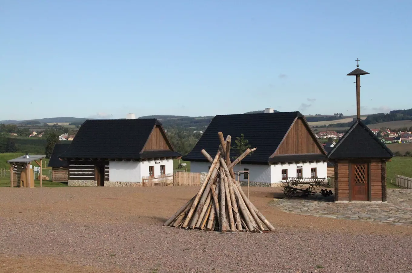 Eden Bystřice nad Pernštejnem, Kudy z nudy