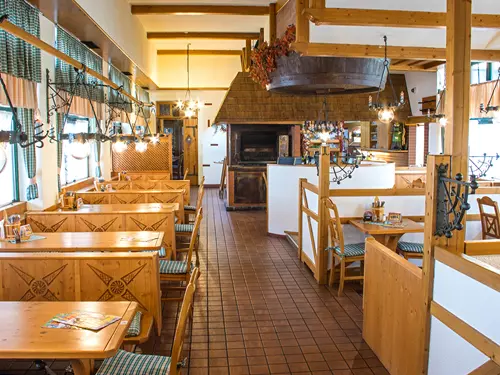 Selská restaurace Heurigenstadl v Excalibur City