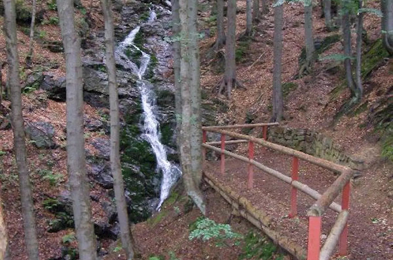 Huťský vodopád u Rokytnice nad Jizerou 