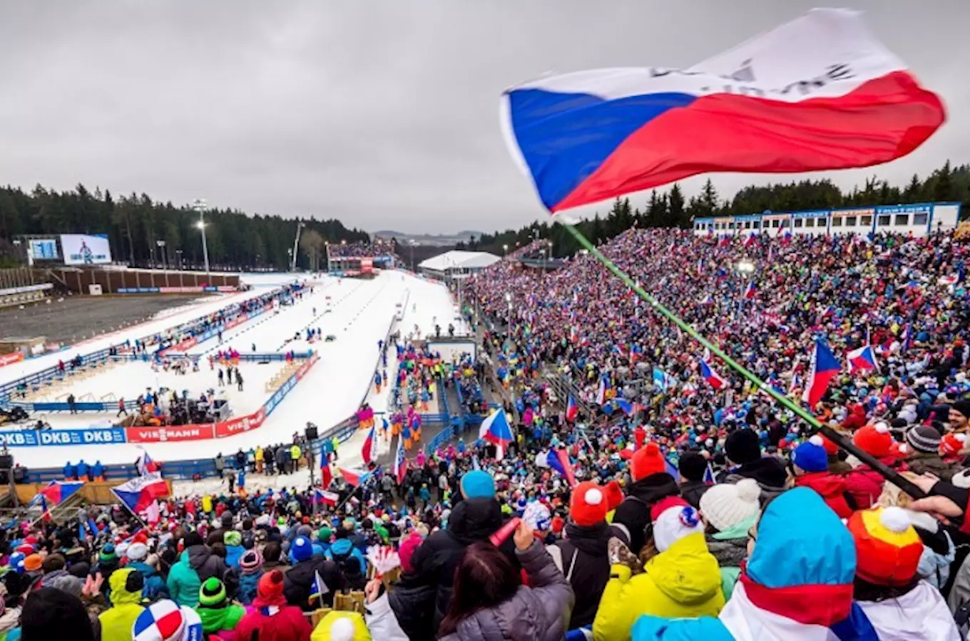 V Novém Městě na Moravě se chystá Mistrovství světa v biatlonu. Sněhu je dost