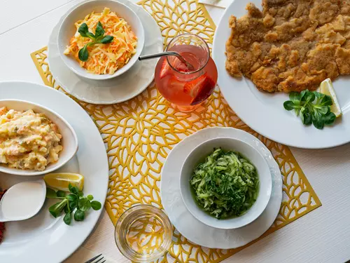 Řízková restaurace Kopretina v Třeboni