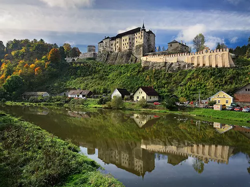 Hrad Český Šternberk, Kudy z nudy