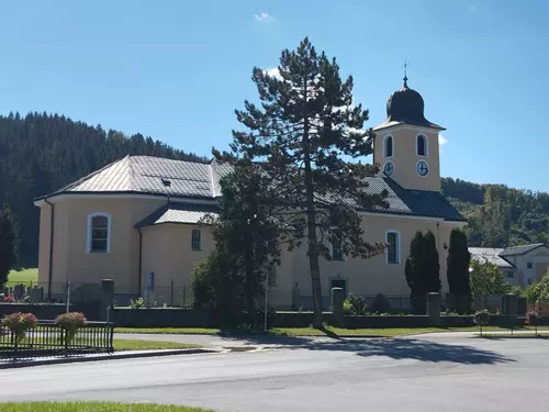 Kostel Povýšení sv. Kříže v Halenkově