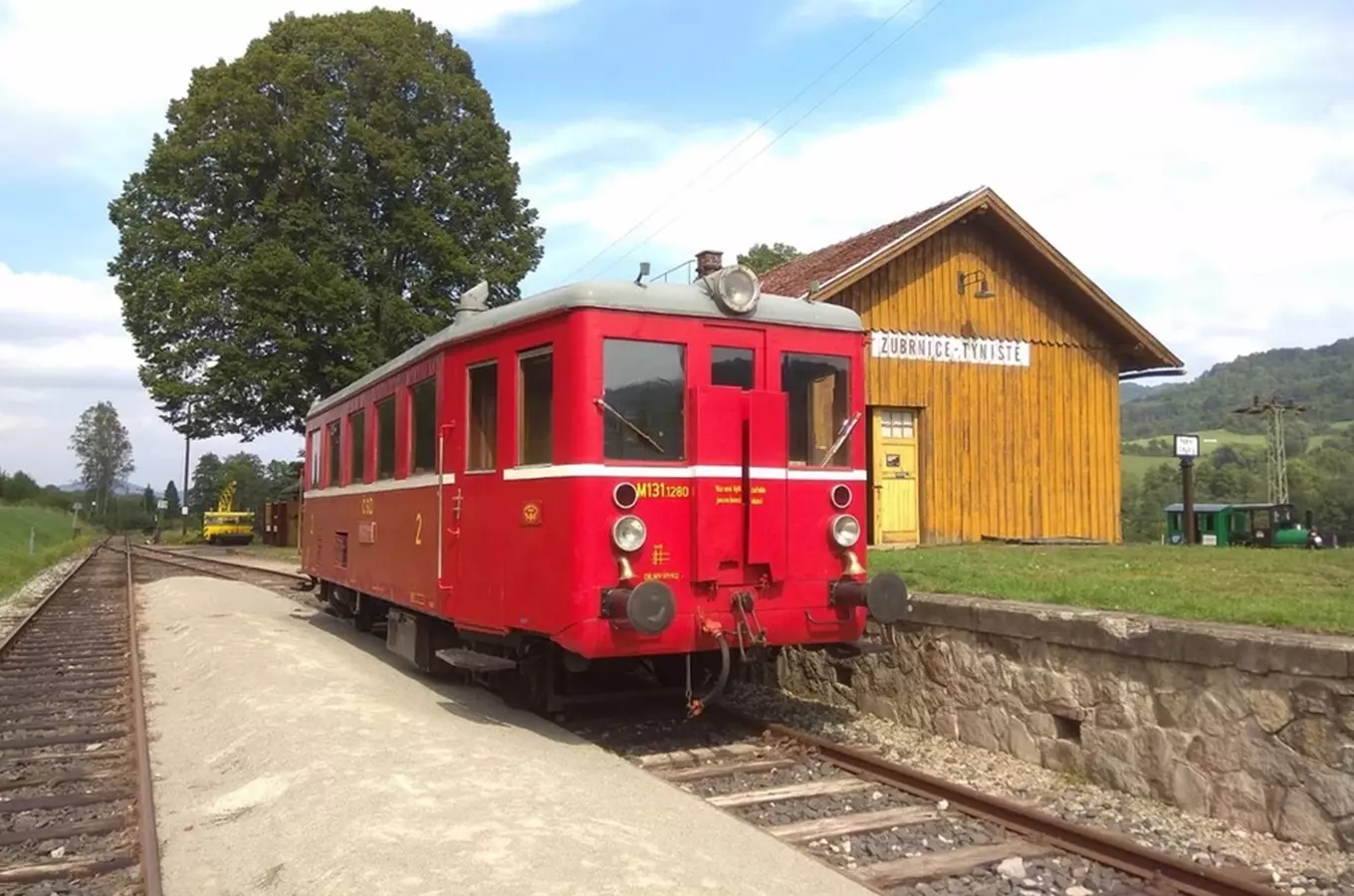 Udělejte si výlet po zubrnické železnici