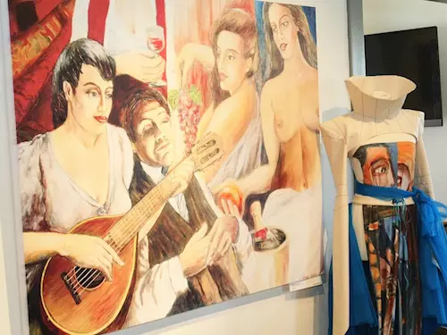 Obrazy Karla Gotta jsou nyní k vidění v Mimoni