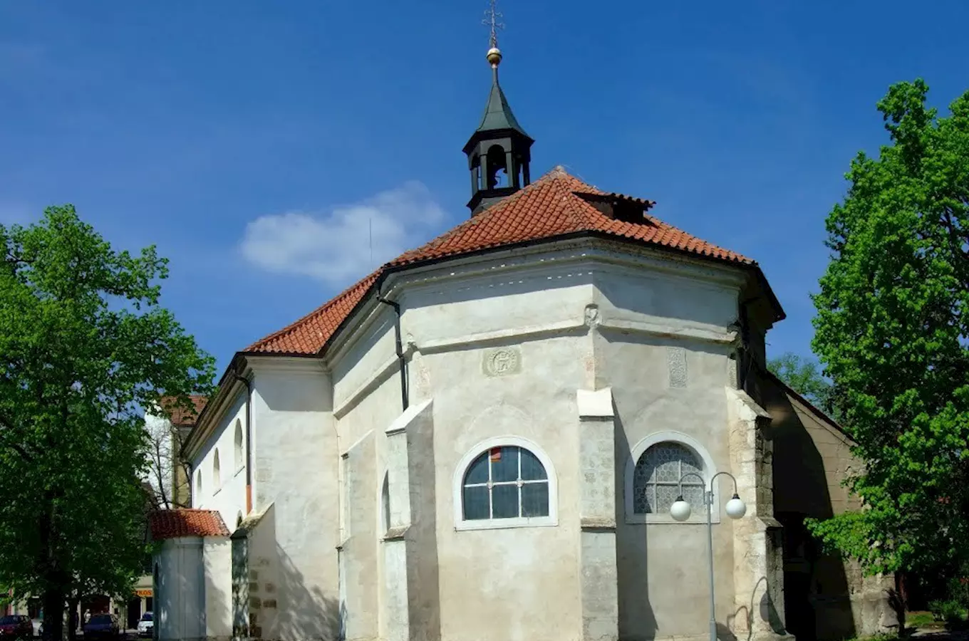 Kostel sv. Víta v Kostelci nad Labem