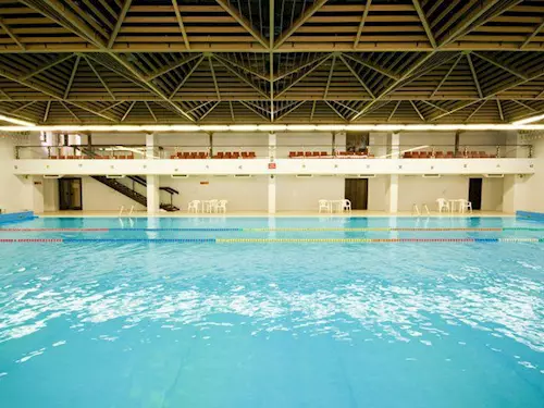 Veřejný plavecký bazén v hotelu Olšanka