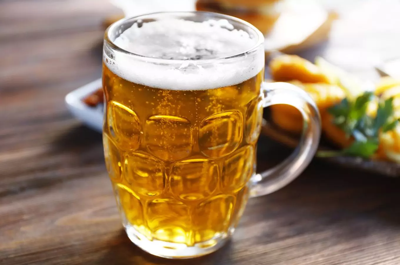 Dejte si Pivo v Tržnici - oblíbený festival zlatavého moku se přesouvá z Náplavky do Holešovic