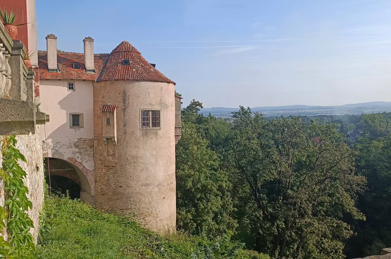 Opočno opačně... (o obvykle uzamčeno, odemkneme