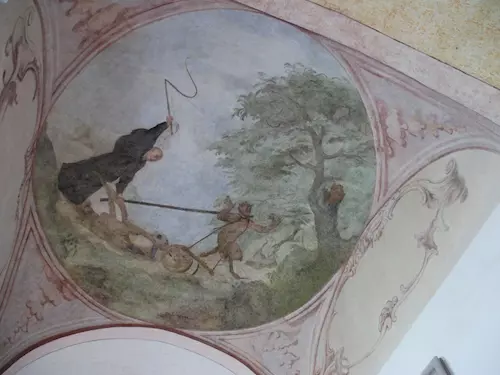 freska-chodba---prokop-ora-s-certem-2015