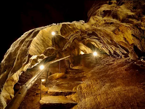 Chýnovská jeskyně – nejstarší zpřístupněná jeskyně v České republice