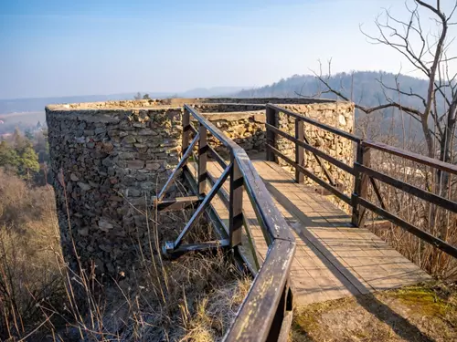 Zřícenina hradu Petrohrad