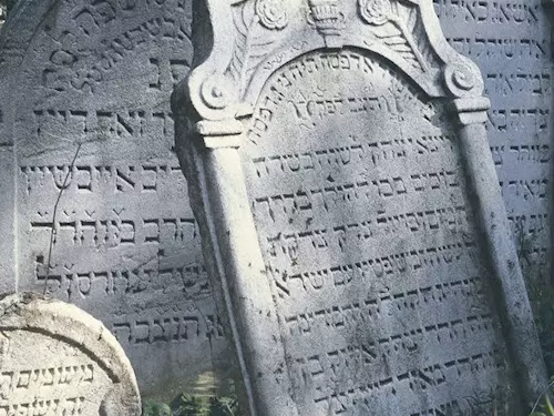Třebíčský židovský hřbitov, kudy z nudy