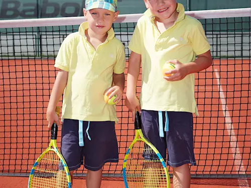 tenisová škola pro deti