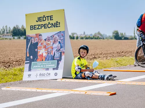 Den otevřených dveří na dálnici D3 u Českých Budějovic