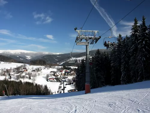 Skiareál Aldrov ve Vítkovicích začíná dnes novou sezónu