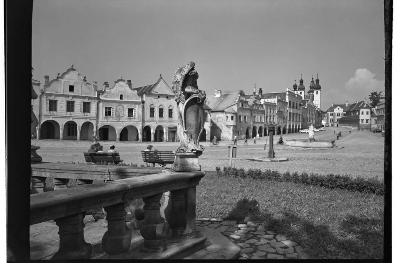 Boj o malé město (1900–1960) – Příběhy památek a jejich lidí