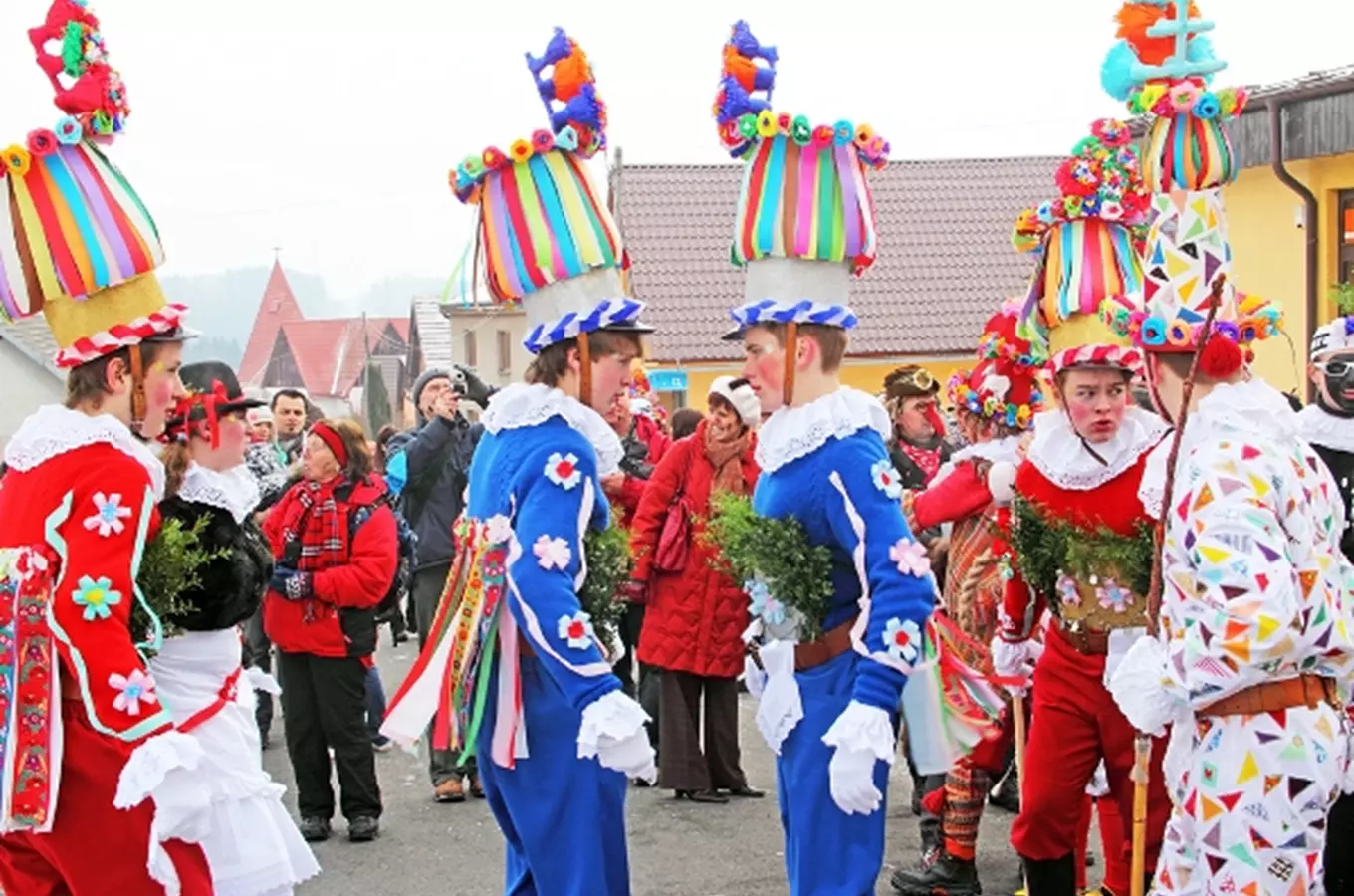 Tradice: spiritualita a srdce křesťanské Evropy anebo čas masopustů a karnevalů