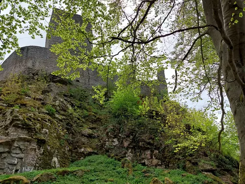 Hrad Choustník – palácové věže s rozhlednou