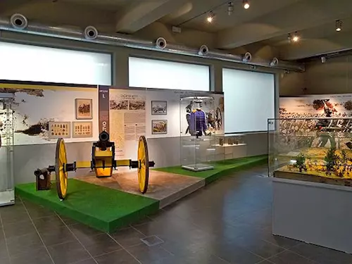 Muzeum války 1866 – muzeum prusko-rakouské války na Chlumu – uzavřeno z důvodu rekonstrukce