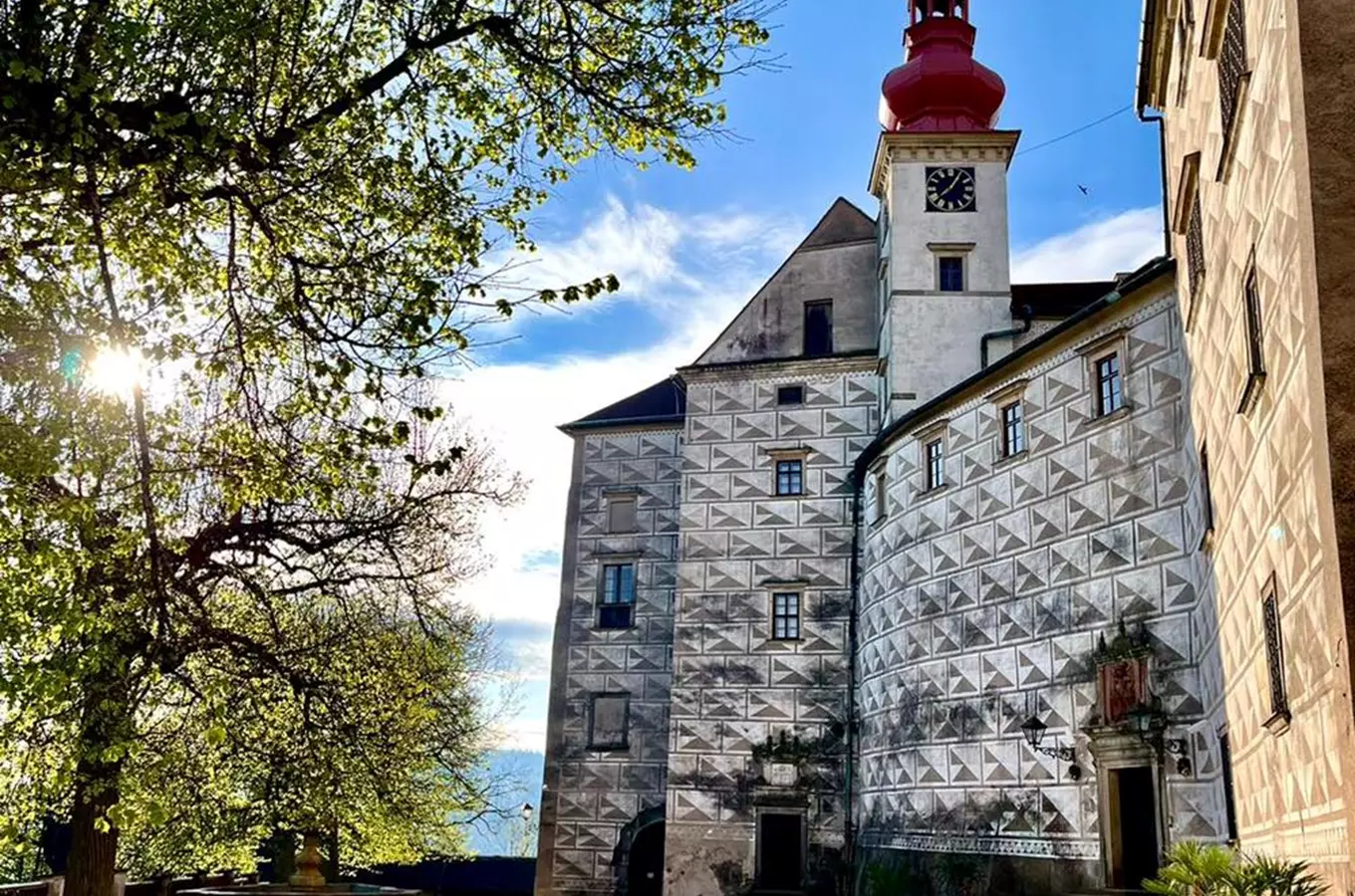 Zámek Náchod po setmění – večerní prohlídky bez průvodce