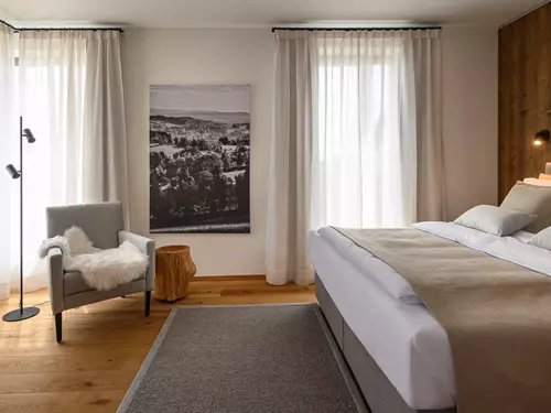 Aldrov Resort
