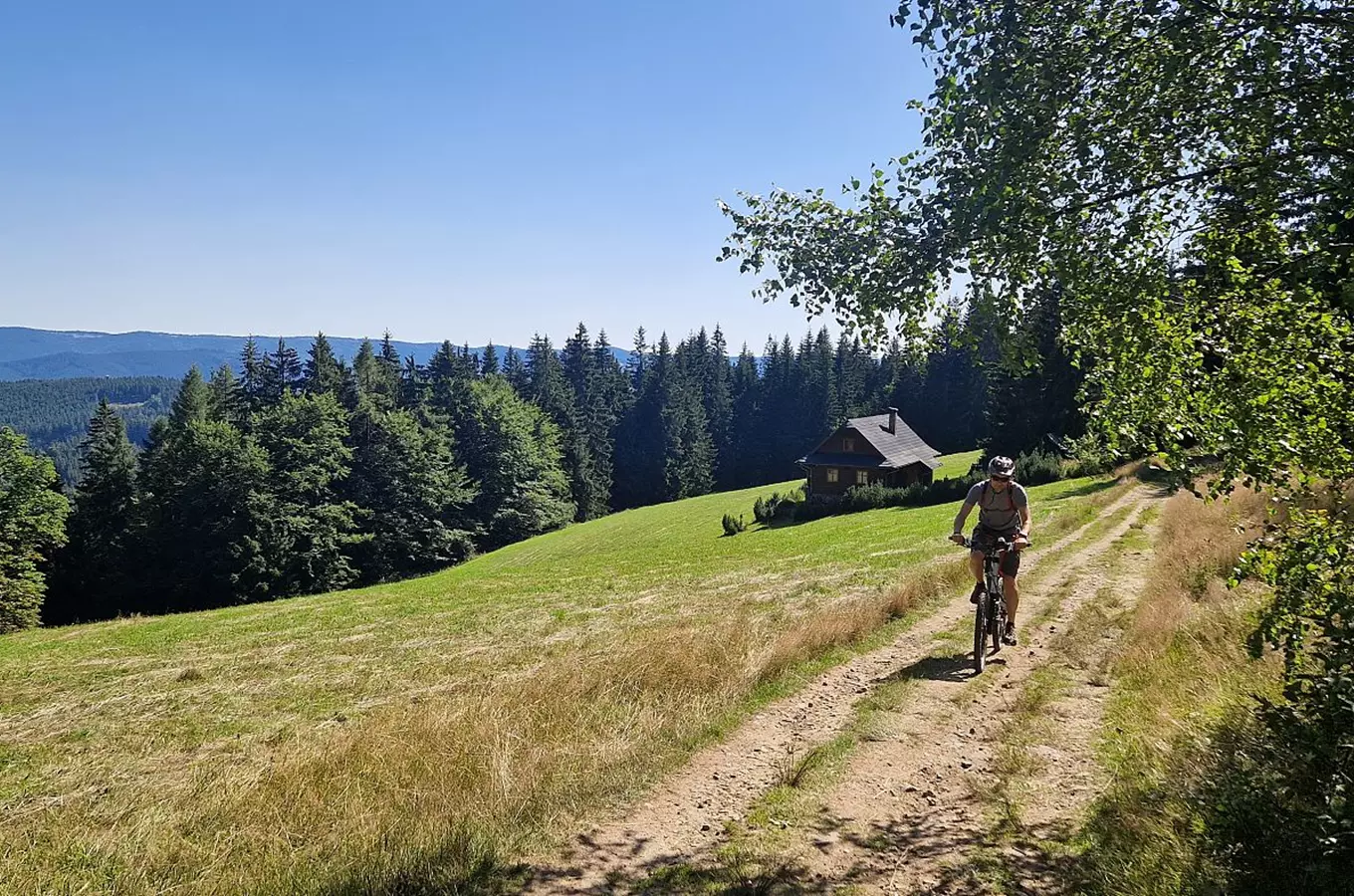 Přijeďte cyklobusem na Valašsko a do Hostýnských vrchů