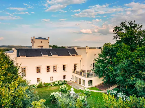 Chateau Trnová – Hotel & Restaurant