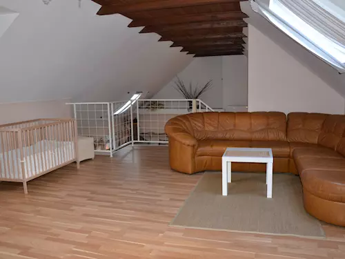 Dvoupodlažní apartmán