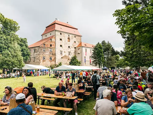 Food festival a řemeslný jarmark v Miroslavi 2025