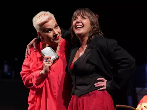 CARMEN Y CARMEN