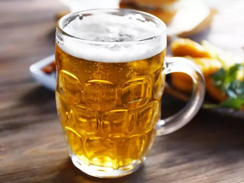 Dejte si Pivo v Tržnici – oblíbený festival zlatavého moku se přesouvá z Náplavky do Holešovic