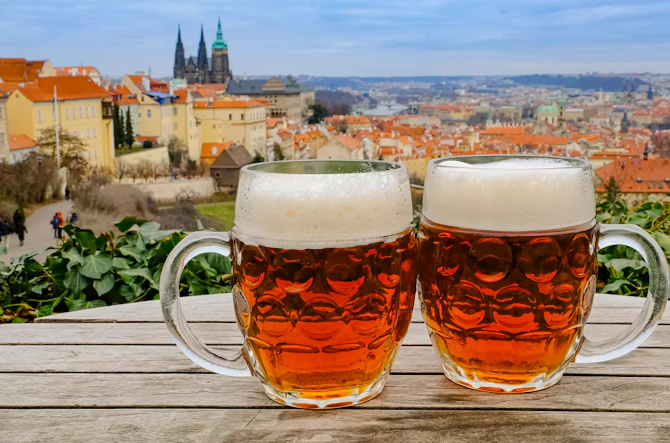 Festival minipivovarů ovládne Pražský hrad