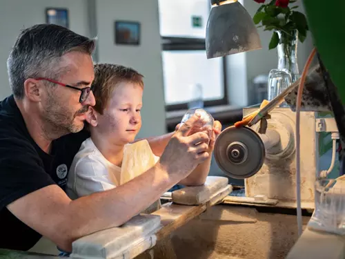 Sklárna Rückl v Nižboru – výroba skla na vlastní oči