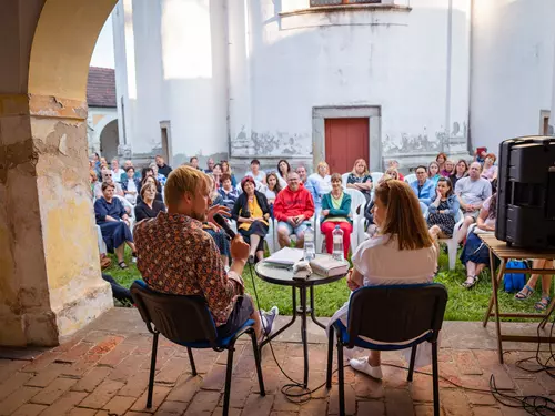 Svinenské čtení s Karin Lednickou