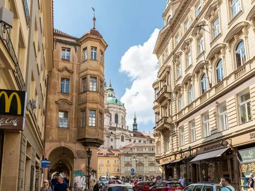 Dům U Petržilků na Malostranském náměstí