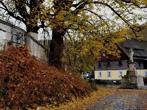 Prožijte podzim na vesnici v Zubrnicích