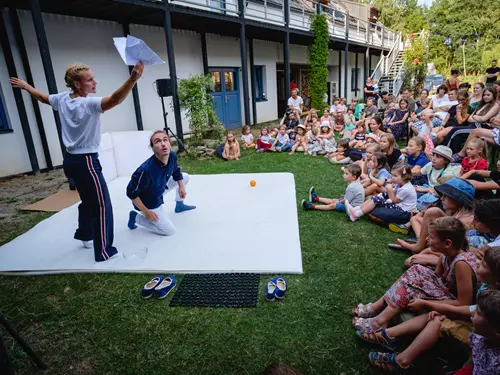 Rodinný divadelní festival na Švestkovém Dvoře