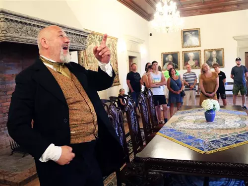 S Valdštejny po dokském zámku
