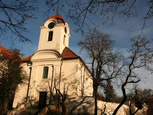 Kostel sv. Gotharda v Bubenči