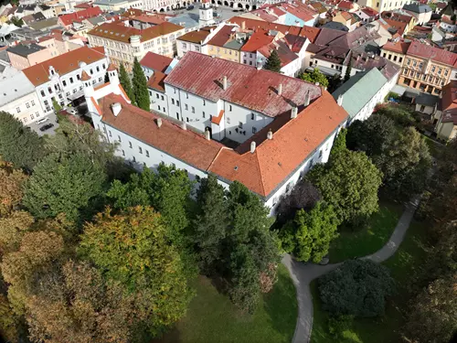 Žerotínský zámek Nový Jičín - pohled směrem na centrum města